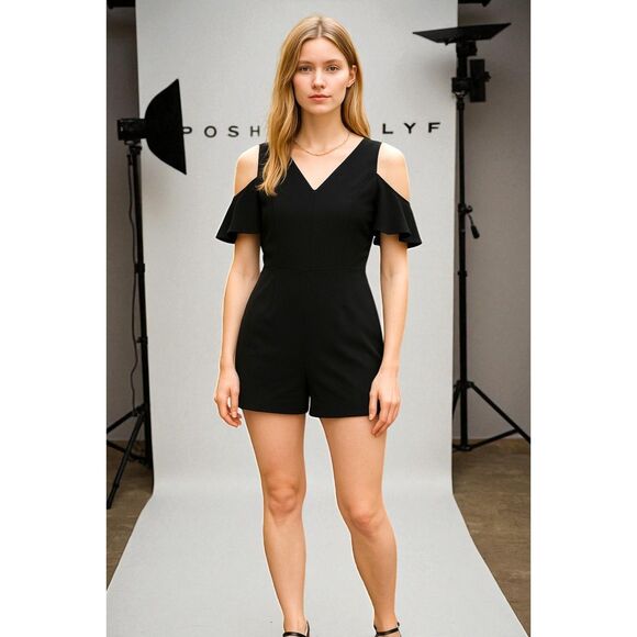 Anthropologie Elevenses Flutter Sleeve Cold Shoulder Romper Black Size 4 - Picture 1 of 8